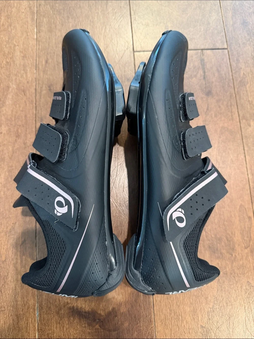 Pearl iZUMi Select Road V5 Spin Shoes Size 41 EURO / 9 US